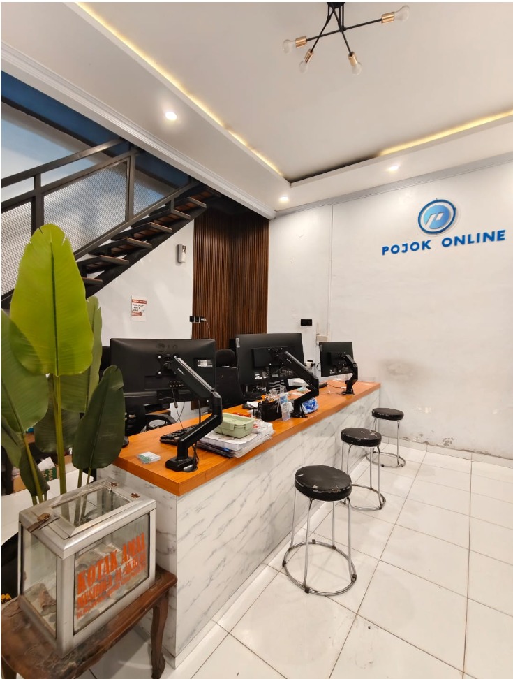 Kegiatan Pojok Online 1